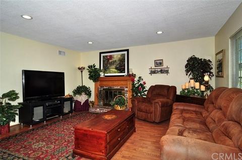 8546 Raintree Ave, Riverside, CA 92504 photo 7