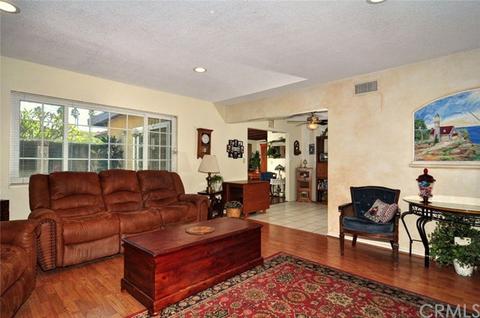 8546 Raintree Ave, Riverside, CA 92504 photo 8
