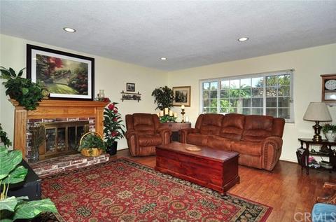 8546 Raintree Ave, Riverside, CA 92504 photo 9