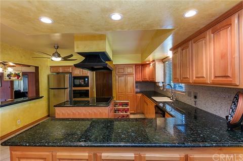 2230 Elsinore Rd, Riverside, CA 92506 photo 18