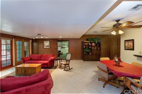 2230 Elsinore Rd, Riverside, CA 92506 photo 13
