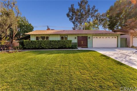 2230 Elsinore Rd, Riverside, CA 92506 photo 1
