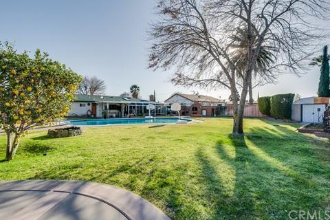 460 E Van Koevering St, Rialto, CA 92376 photo 24