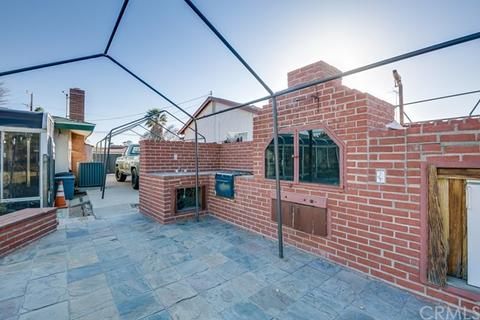 460 E Van Koevering St, Rialto, CA 92376 photo 21