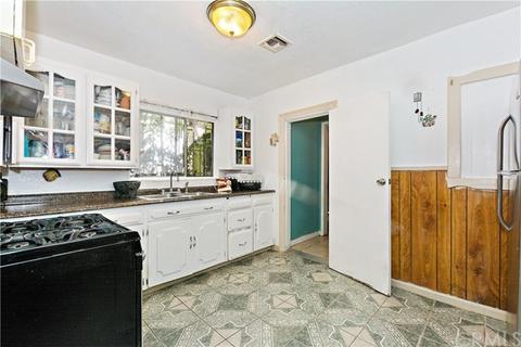704 W School St, Compton, CA 90220 photo 8