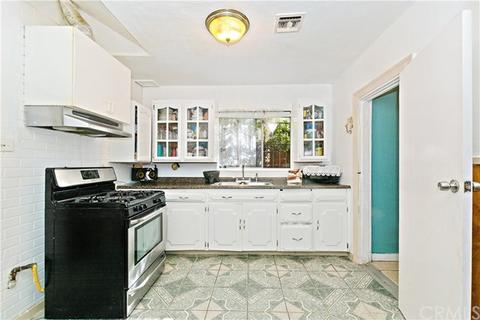 704 W School St, Compton, CA 90220 photo 9