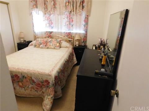 8745 Encina Dr, Fontana, CA 92335 photo 5