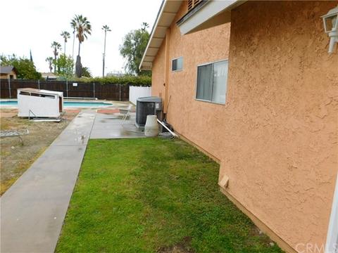 8745 Encina Dr, Fontana, CA 92335 photo 16