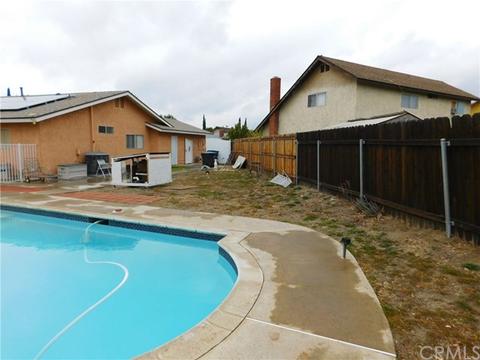 8745 Encina Dr, Fontana, CA 92335 photo 14
