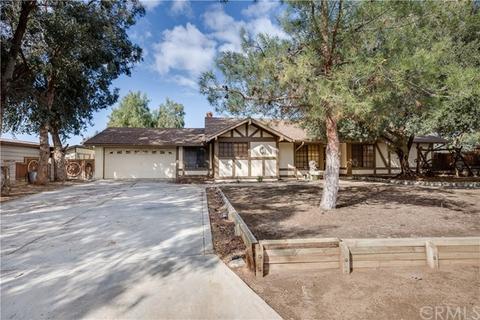 19205 Green Acres Dr, Perris, CA 92570 photo 2