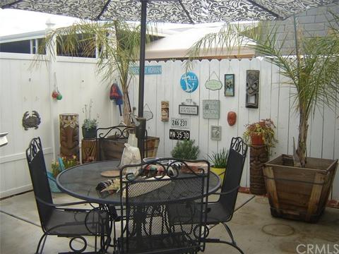 21581 Oak St, Perris, CA 92570 photo 2