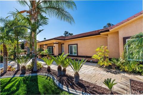 2520 Tara Ln, Riverside, CA 92506 photo 8