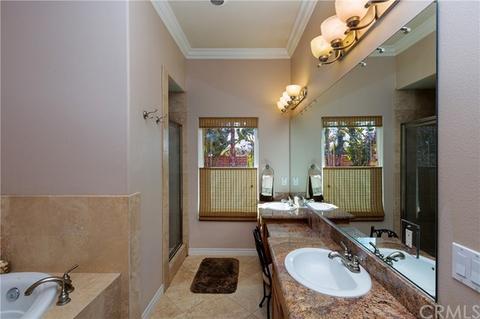 2520 Tara Ln, Riverside, CA 92506 photo 32