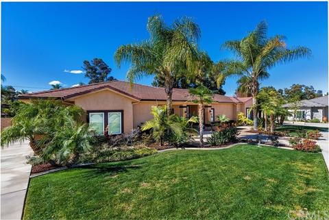 2520 Tara Ln, Riverside, CA 92506 photo 2
