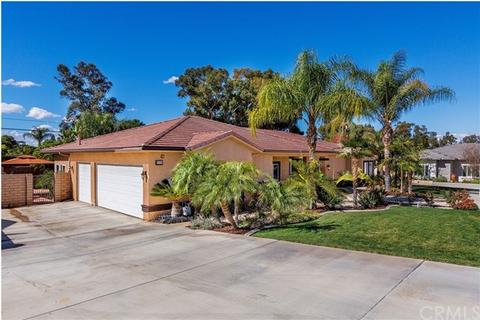 2520 Tara Ln, Riverside, CA 92506 photo 6