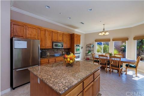 2520 Tara Ln, Riverside, CA 92506 photo 13