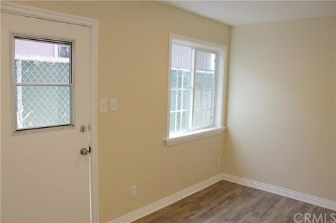 617 W Cherry St, Compton, CA 90222 photo 4