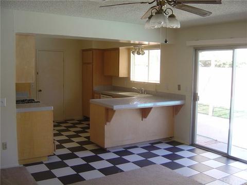 10081 Shady View St, Riverside, CA 92503 photo 8