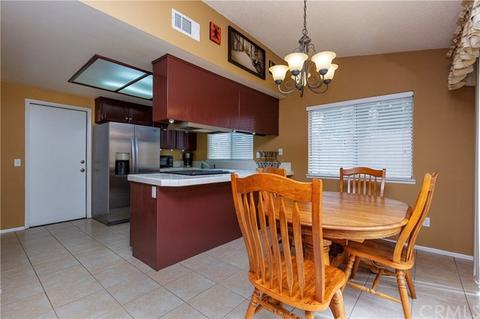 19457 Fredonia Ct, Riverside, CA 92508 photo 10