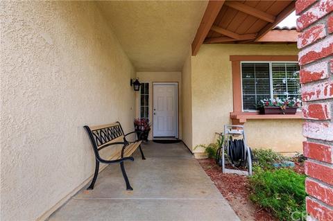 19457 Fredonia Ct, Riverside, CA 92508 photo 4