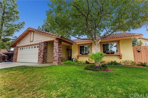 19457 Fredonia Ct, Riverside, CA 92508 photo 2
