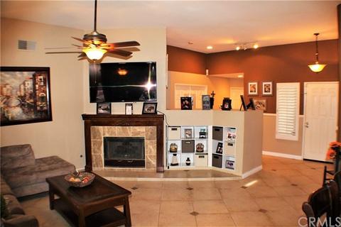 352 Danbury Ct, Corona, CA 92879 photo 6