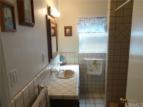 1094 E Mirada Rd, San Bernardino, CA 92404 photo 36