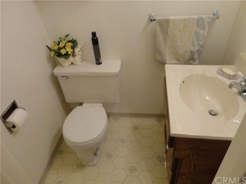 1094 E Mirada Rd, San Bernardino, CA 92404 photo 28