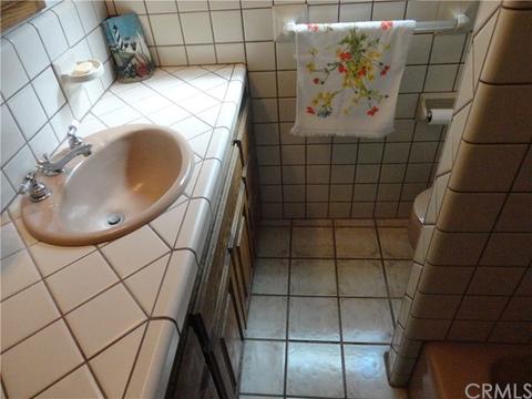 1094 E Mirada Rd, San Bernardino, CA 92404 photo 37