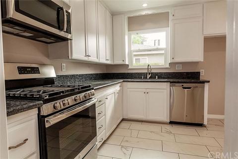 4540 Cover St, Riverside, CA 92506 photo 2