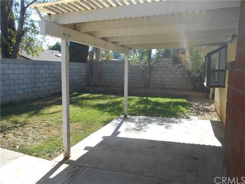 3093 Westfield Dr, Riverside, CA 92503 photo 11