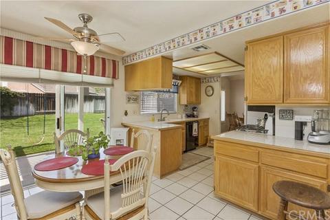 6135 Rayann Ct, Riverside, CA 92504 photo 12