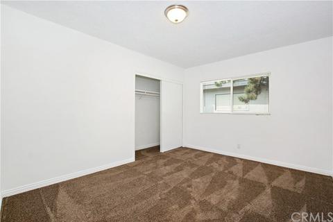 523 E Mariposa Dr, Rialto, CA 92376 photo 9