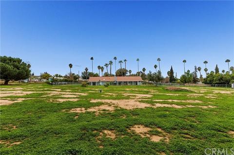 1615 Bradley St, Riverside, CA 92506 photo 33