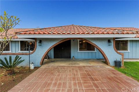 1615 Bradley St, Riverside, CA 92506 photo 5