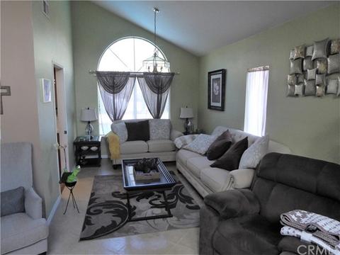 28690 Lemon St, Highland, CA 92346 photo 10