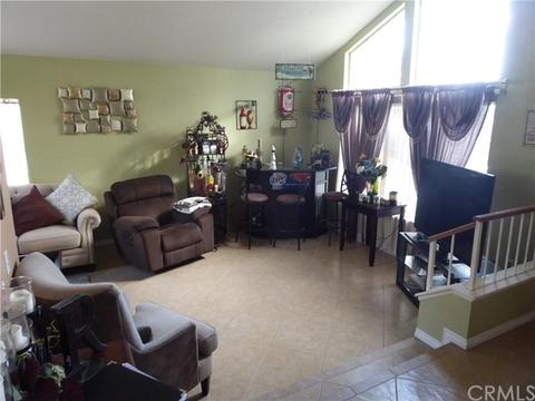 28690 Lemon St, Highland, CA 92346 photo 5