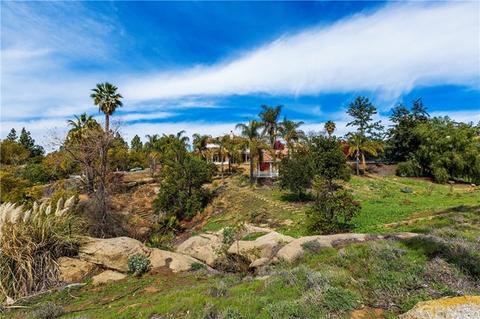 1320 Coronet Dr, Riverside, CA 92506 photo 55