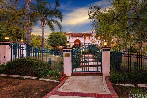 1320 Coronet Dr, Riverside, CA 92506 photo 4