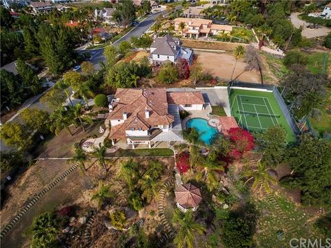 1320 Coronet Dr, Riverside, CA 92506 photo 1
