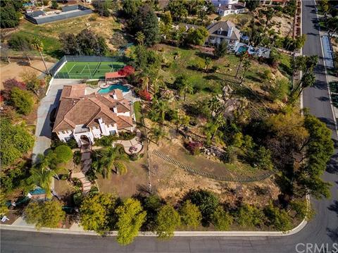 1320 Coronet Dr, Riverside, CA 92506 photo 67