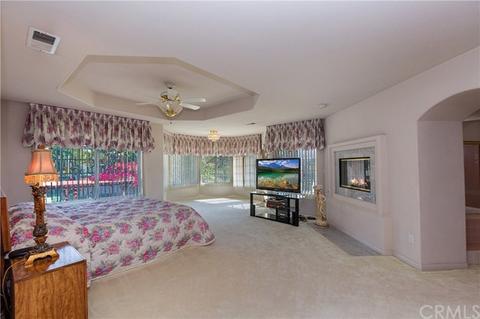 1320 Coronet Dr, Riverside, CA 92506 photo 23