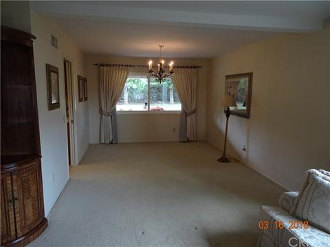 5548 Inner Circle Dr, Riverside, CA 92506 photo 5