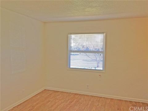 8885 Pembroke Ave, Riverside, CA 92503 photo 7