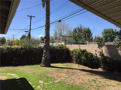 8885 Pembroke Ave, Riverside, CA 92503 photo 13