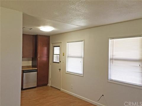8885 Pembroke Ave, Riverside, CA 92503 photo 3