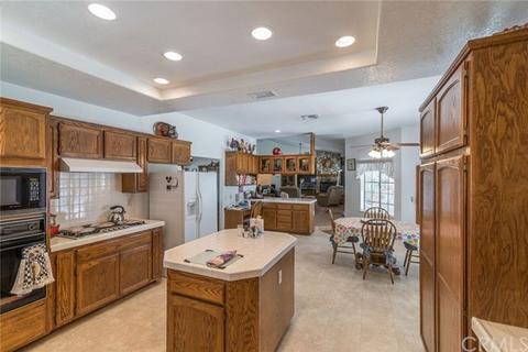 18605 Hibiscus Ave, Riverside, CA 92508 photo 9