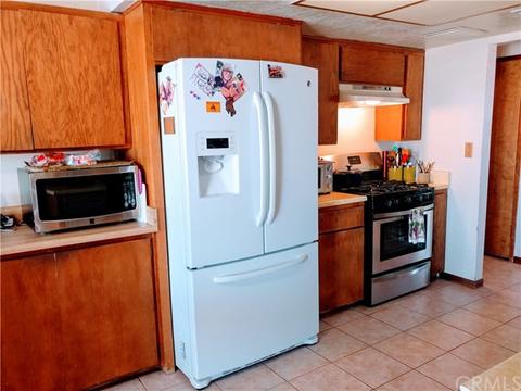 881 Cholla Dr, Barstow, CA 92311 photo 4