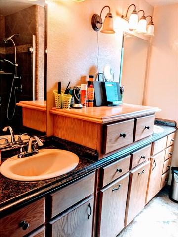 881 Cholla Dr, Barstow, CA 92311 photo 5