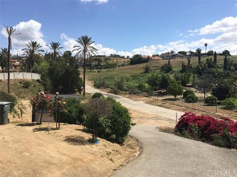 7480 Smerber Rd, Corona, CA 92881 photo 16